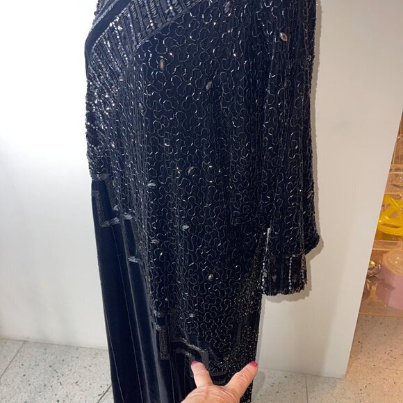Vintage Womens Dress Size XL Black Velvet Beaded Sequin Maxi Dolman Sleeve - Picture 5 of 11